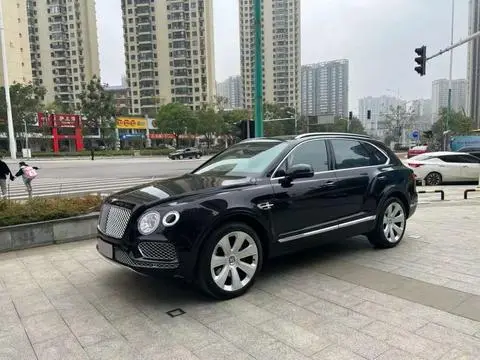 Bentley 添越 2018