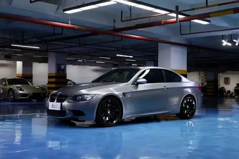BMW M3 2011