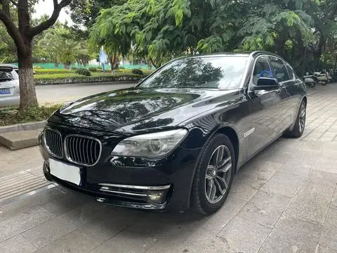 BMW 7 Series 2011