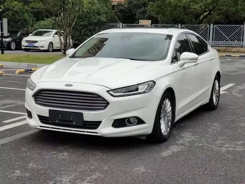 Ford 蒙迪欧 2013