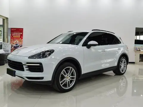 Porsche Cayenne 2018 — фото 1
