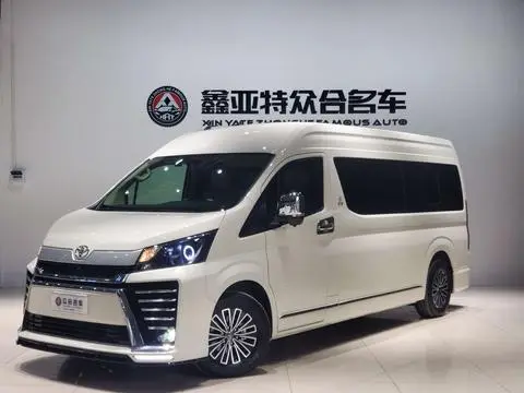 Toyota Hiace 2021