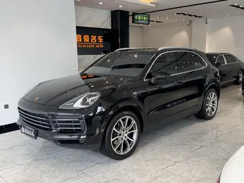 Porsche Cayenne 2022