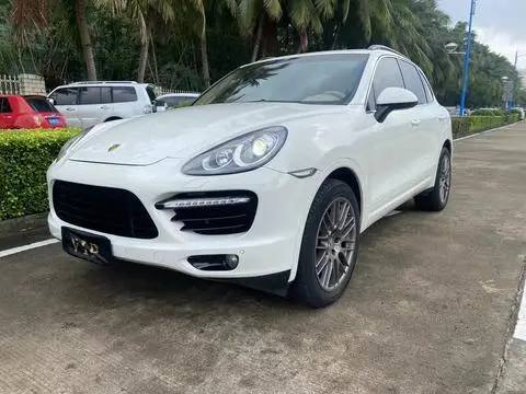 Porsche Cayenne 2011