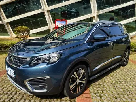 Peugeot 5008 2017
