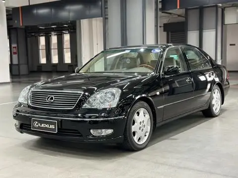Lexus LS 2002