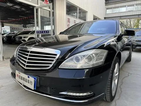 Mercedes-Benz S-Class 2010