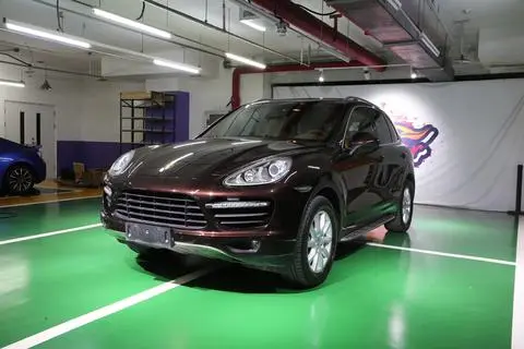 Porsche Cayenne 2011