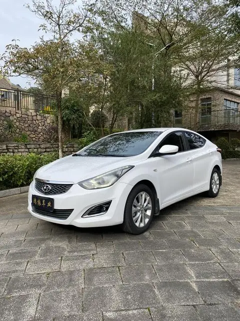 Hyundai Elantra Langdong 2016
