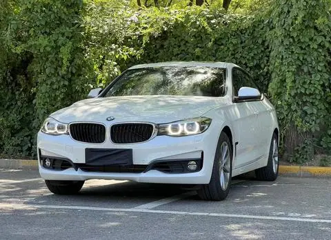BMW 3 Series GT 2017 — фото 1