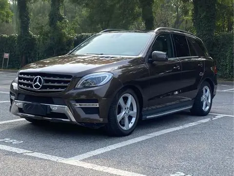 Mercedes-Benz M-Class 2012