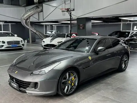 Ferrari GTC4Lusso 2017