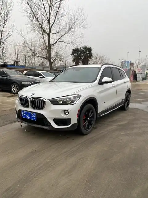 BMW X1 2018 — фото 1
