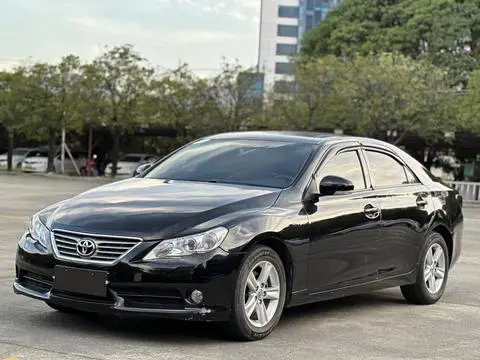 Toyota Reiz 2012