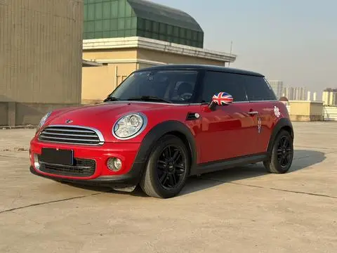 MINI MINI 2012