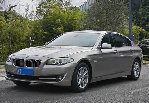 BMW 5 Series 2012