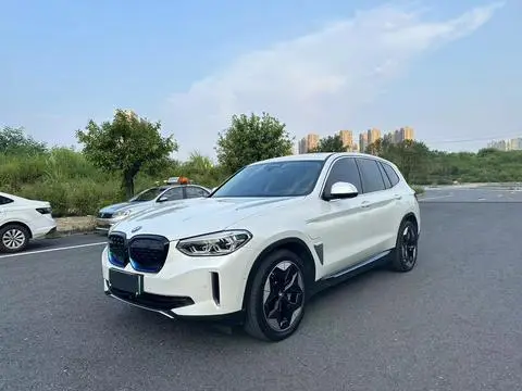 BMW iX3 2021