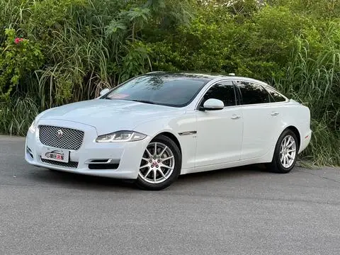 Jaguar XJ 2016