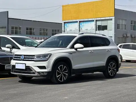 Volkswagen Tharu 2019