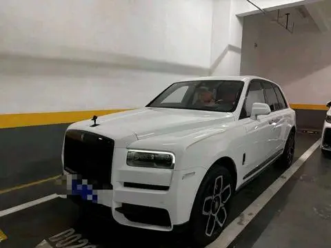 Rolls Royce Cullinan 2018