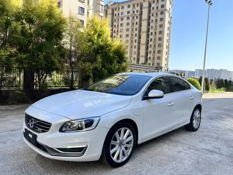 Volvo S60 PHEV 2015