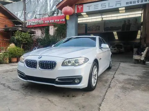 BMW 5 Series 2011