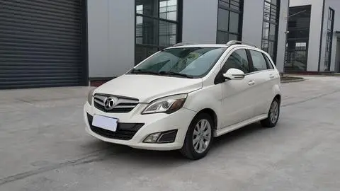BAIC E Series 2013
