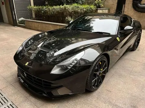 Ferrari F12berlinetta 2013