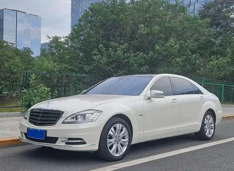 Mercedes-Benz S-Class 2012