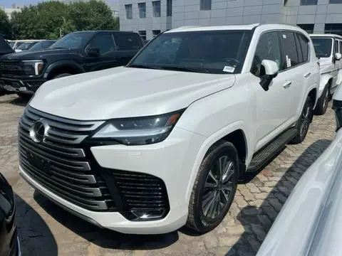 Lexus LX 2024