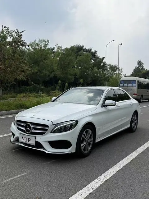 Mercedes-Benz C-Class 2018