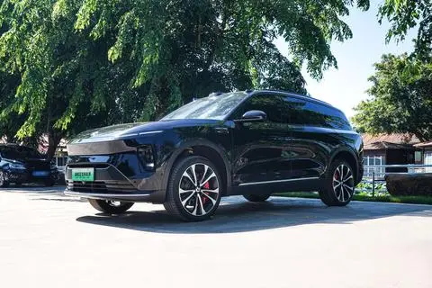 NIO ES8 2024