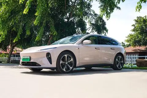 NIO ET5T 2024