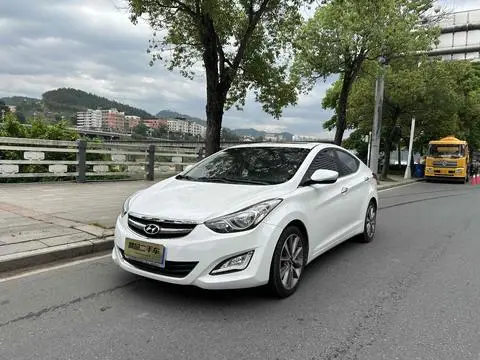 Hyundai Elantra Langdong 2015