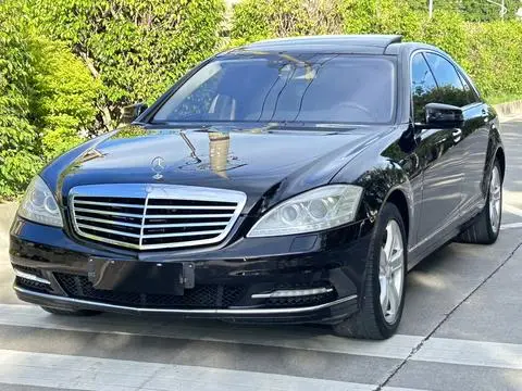Mercedes-Benz S-Class 2010