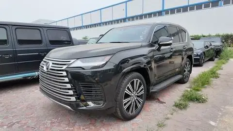 Lexus LX 2024