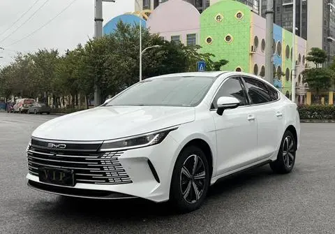 BYD 驱逐舰05 2023