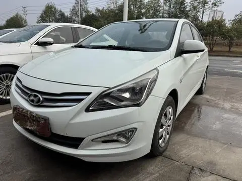 Hyundai 瑞纳 2014