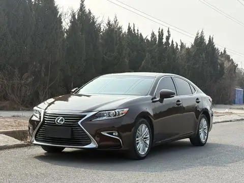 Lexus ES 2015