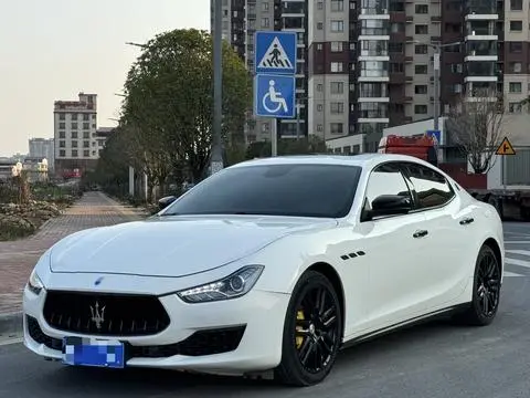 Maserati Ghibli 2017