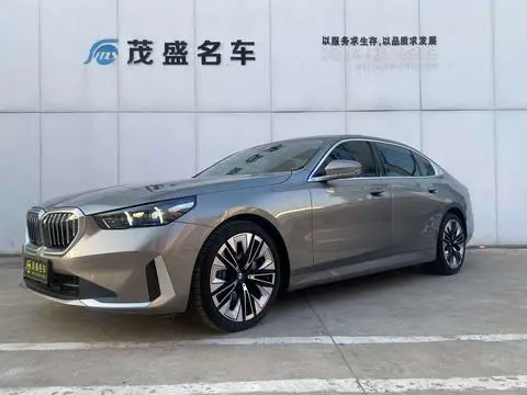 BMW 5 Series 2024