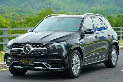 Mercedes-Benz GLE 2020 — фото 1