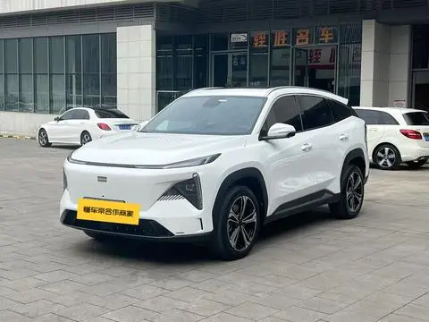 Geely L7 2023
