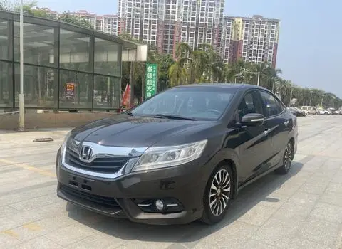 Honda Crider 2015