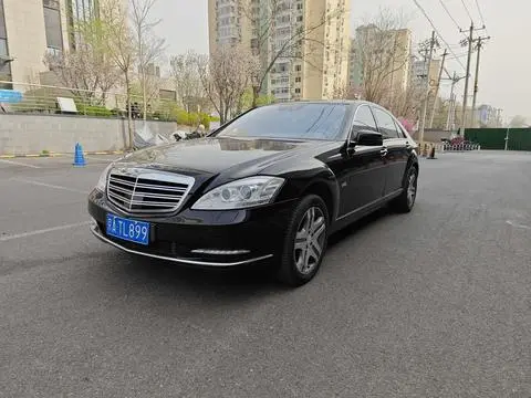 Mercedes-Benz S-Class 2010 — фото 1