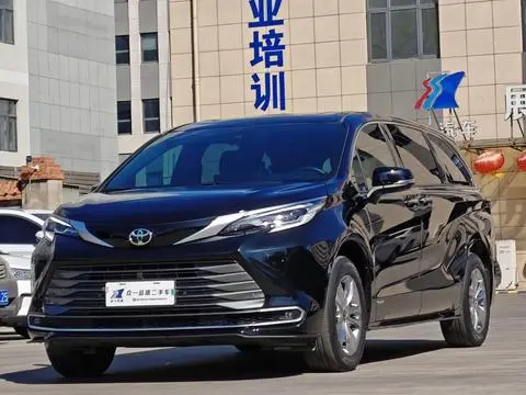 Toyota 赛那 2024