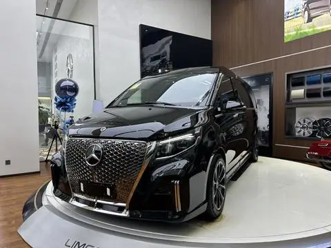 Mercedes-Benz V-Class 2024