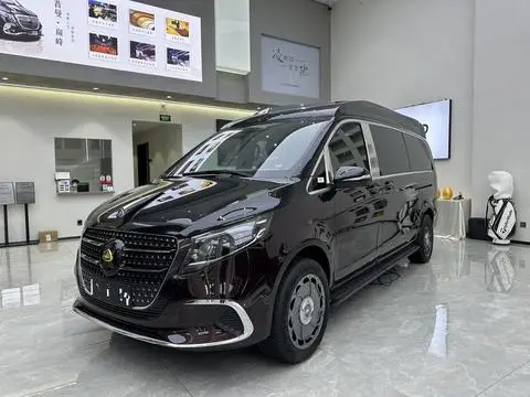 Mercedes-Benz V-Class 2024