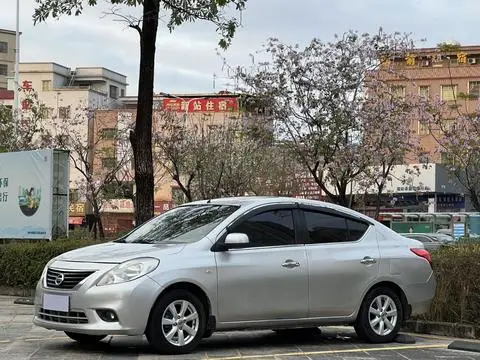 Nissan 阳光 2011