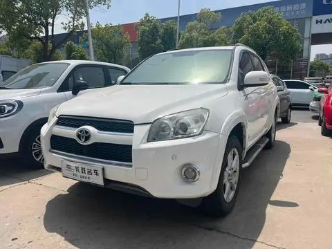Toyota RAV4 2011